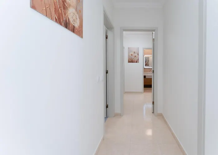 T3 Atlantic View Apartment